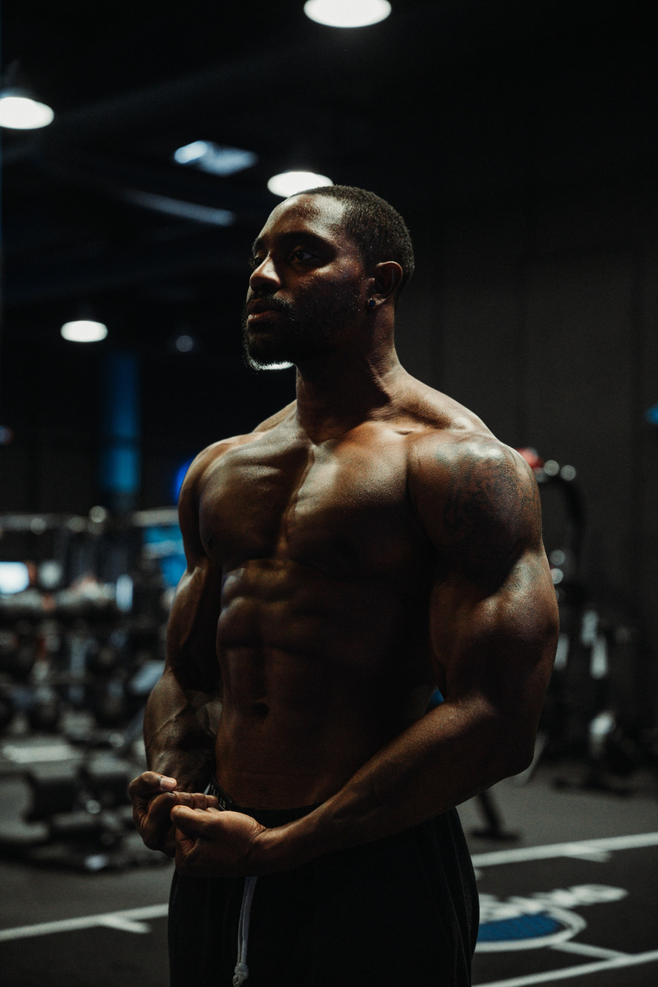 Martel Metellus training in a low-lit gym